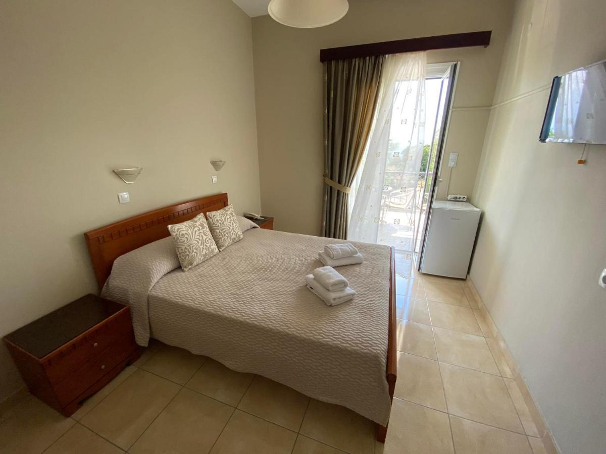Hotel Pavlos - Studios トロン エクステリア 写真