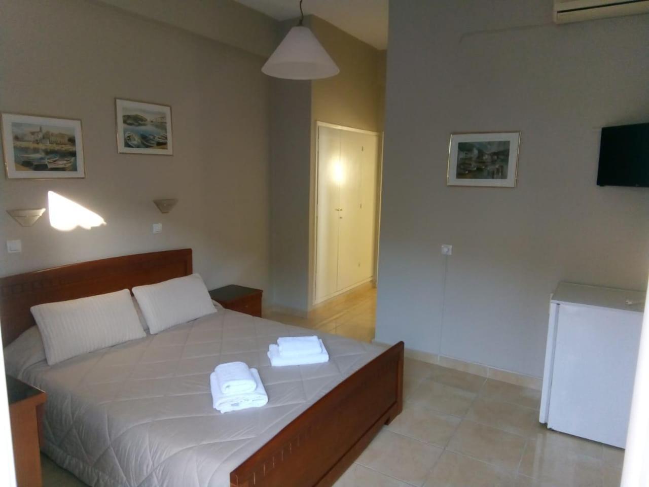 Hotel Pavlos - Studios トロン エクステリア 写真